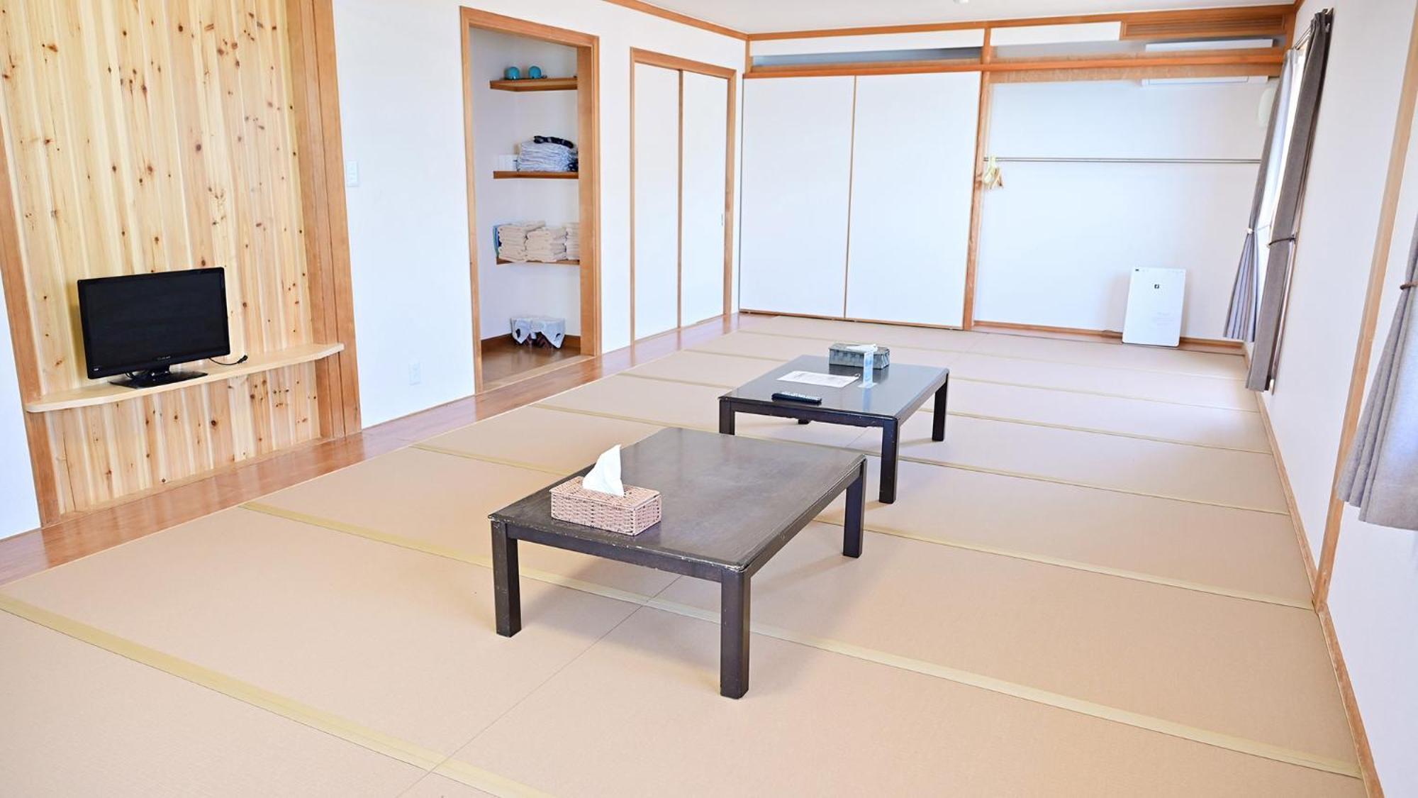 Biwa-Lakeside Cottage B B Dylan Minamikomatsu Quarto foto