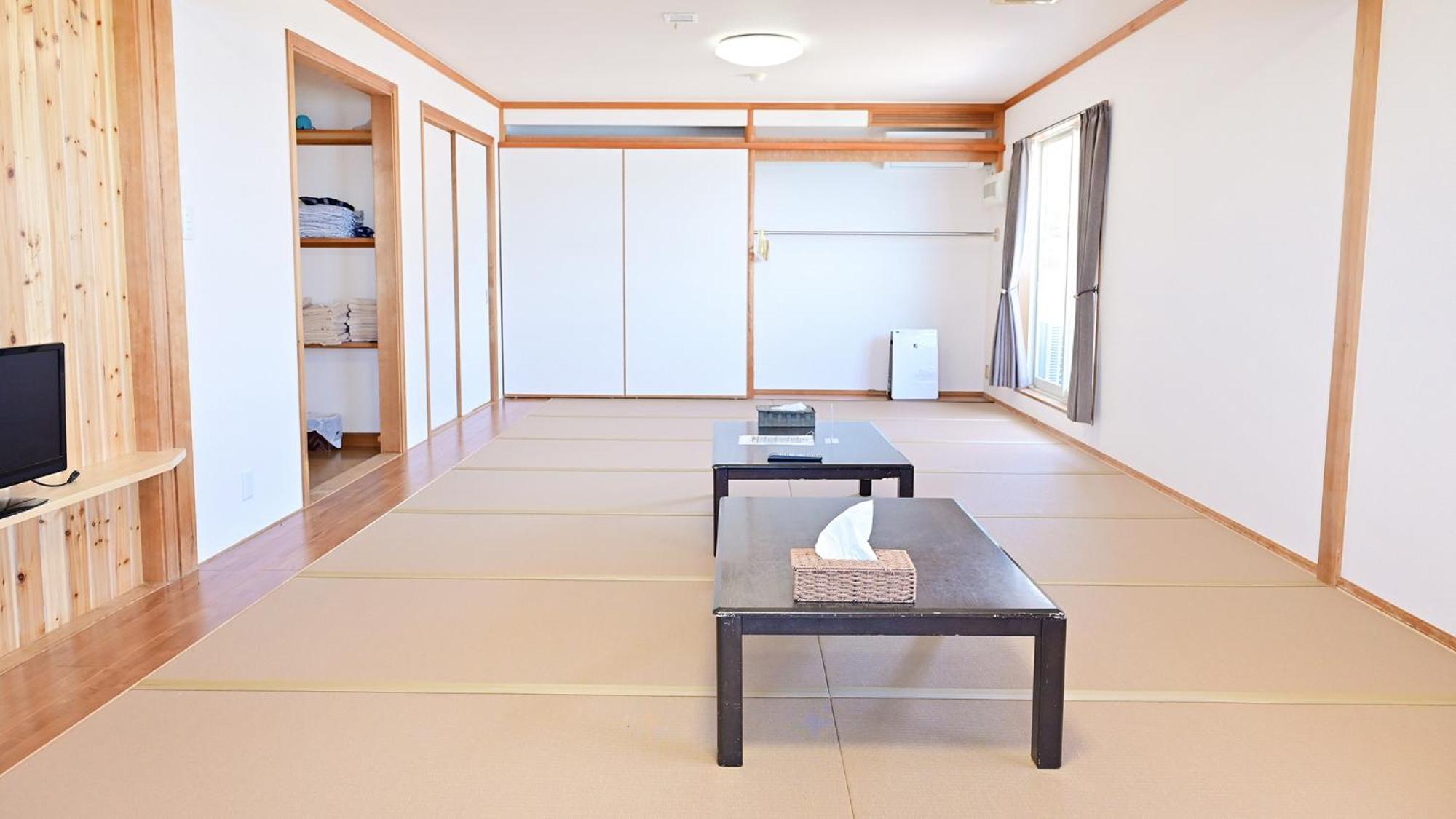 Biwa-Lakeside Cottage B B Dylan Minamikomatsu Quarto foto